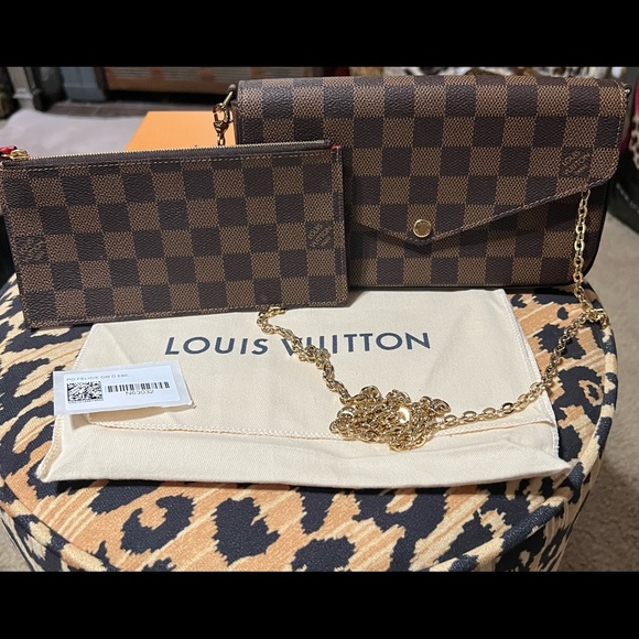 Brand New✨💯authentic✨Louis Vuitton Felicie Pochette ✨Damier Ebene❕👜 - Picture 4 of 15
